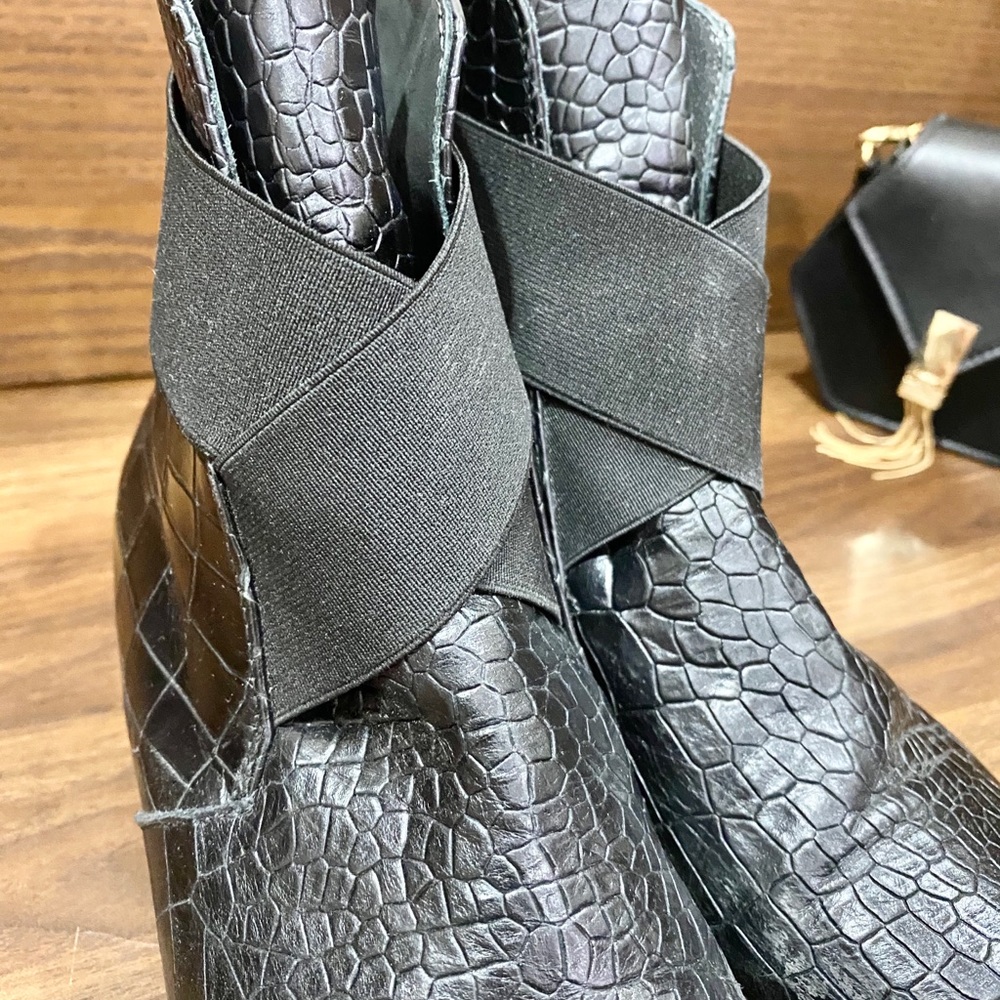 Leather Boot - Picture 3 of 5